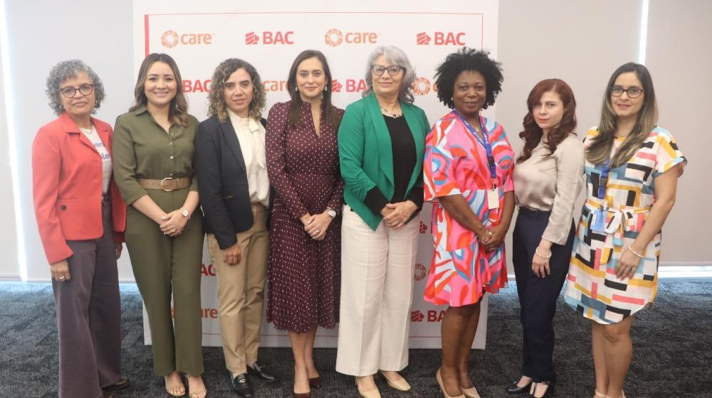 BAC y CARE Honduras firman importante alianza en favor de la inclusión femenina.jpg